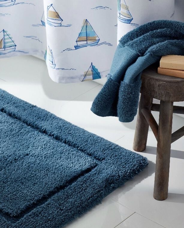 How to Buy Bath Towels - Bath Towel Shopping Tips